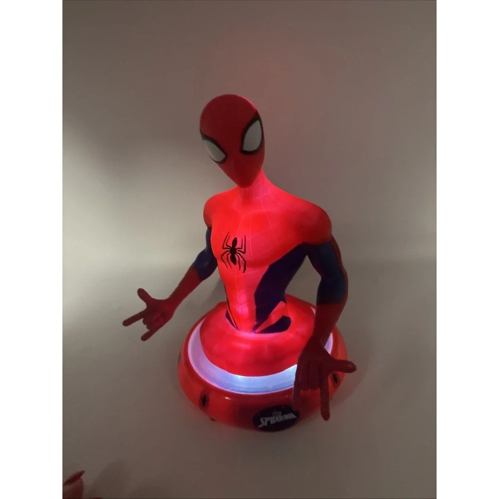Spider-Man Night Light Lamp – Marvel Superhero LED Room Decor for Kids & Fans - Picture 6 of 11